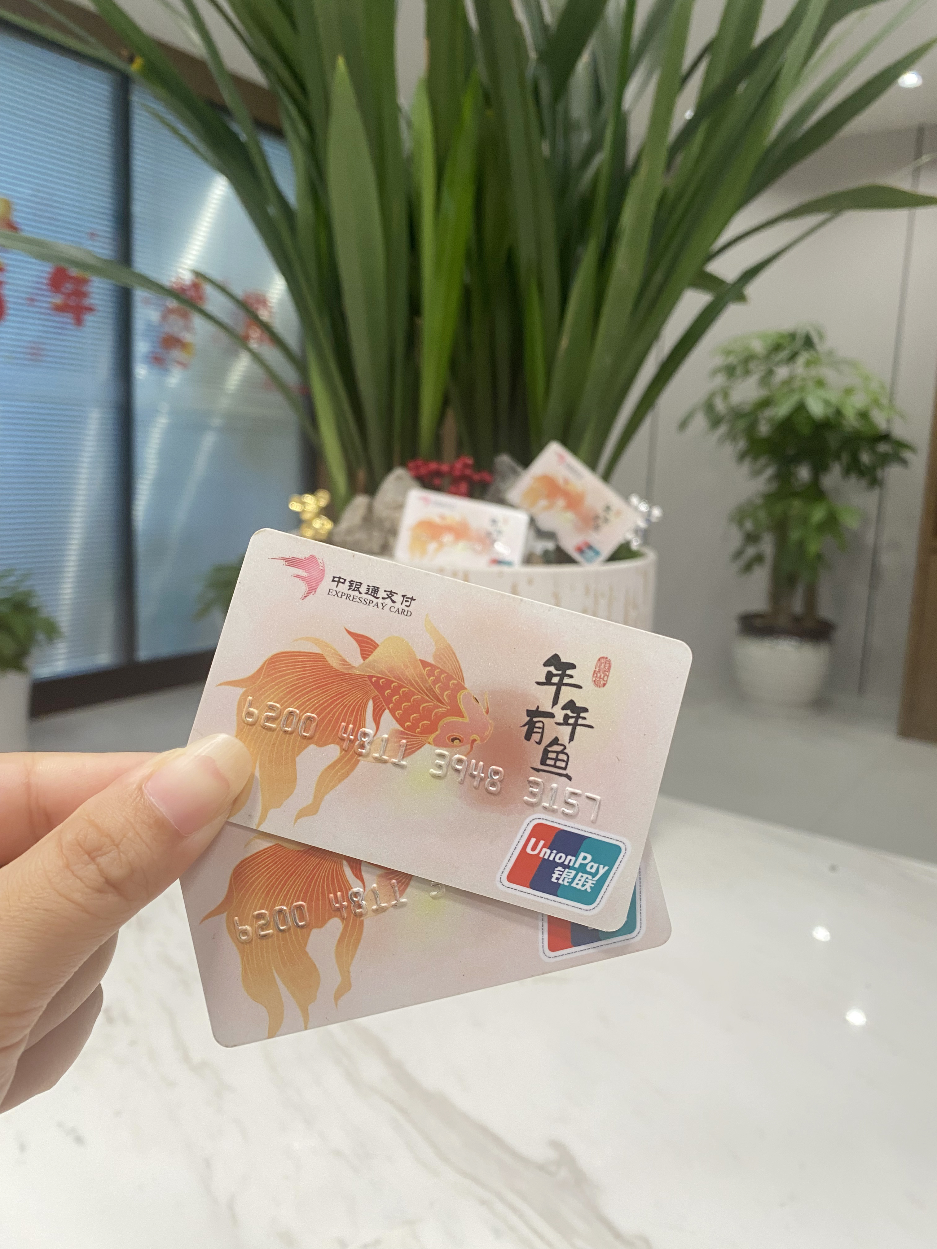 鸡西急用钱医保卡余额回收(急用钱套医保卡)