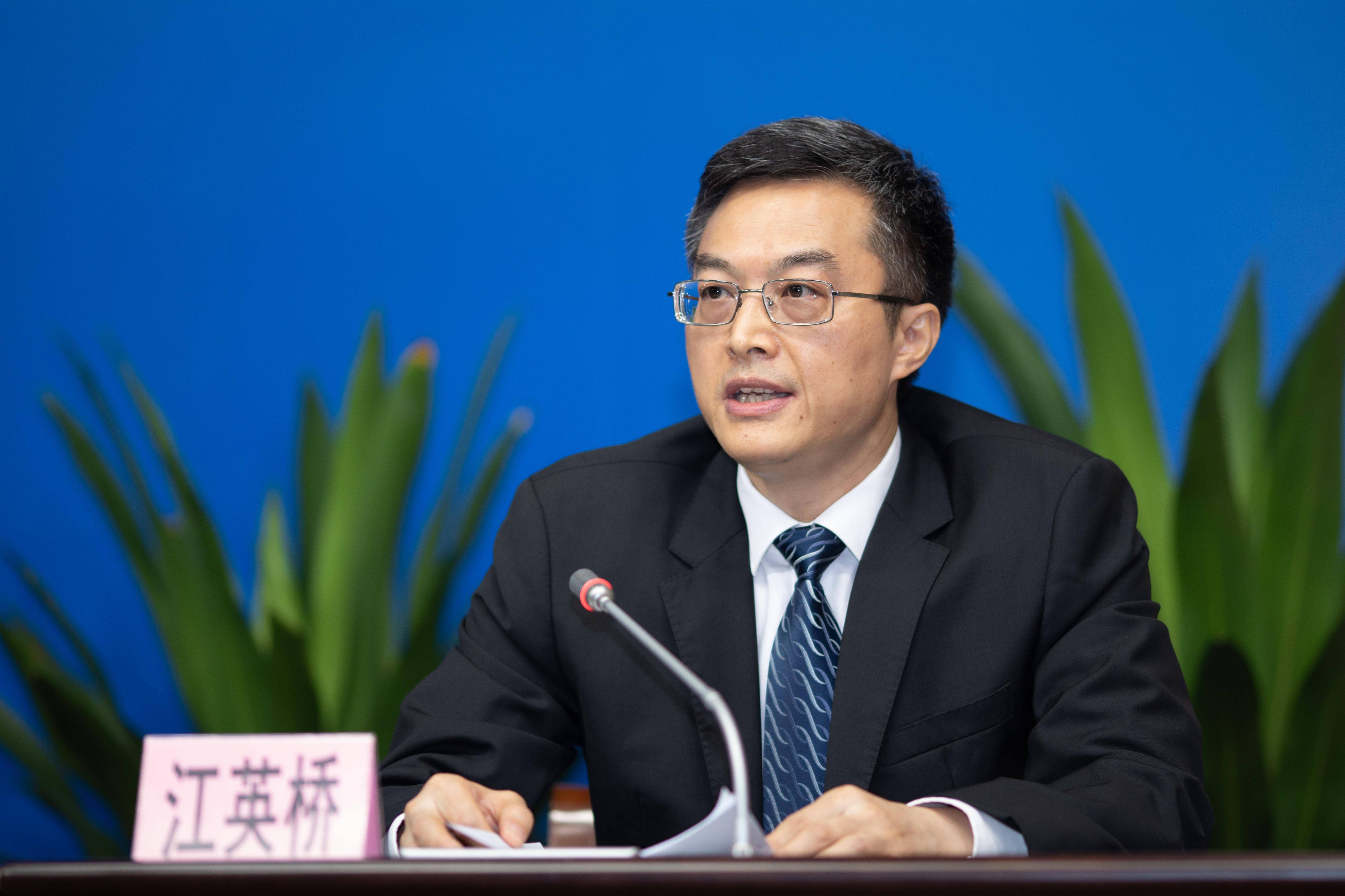 鸡西广州24小时套医保卡(广州哪里可以套社保卡)